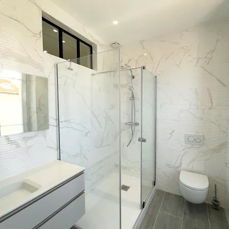 Viva Riviera Deluxe Floor 2 Bedrooms 2 Bathrooms *